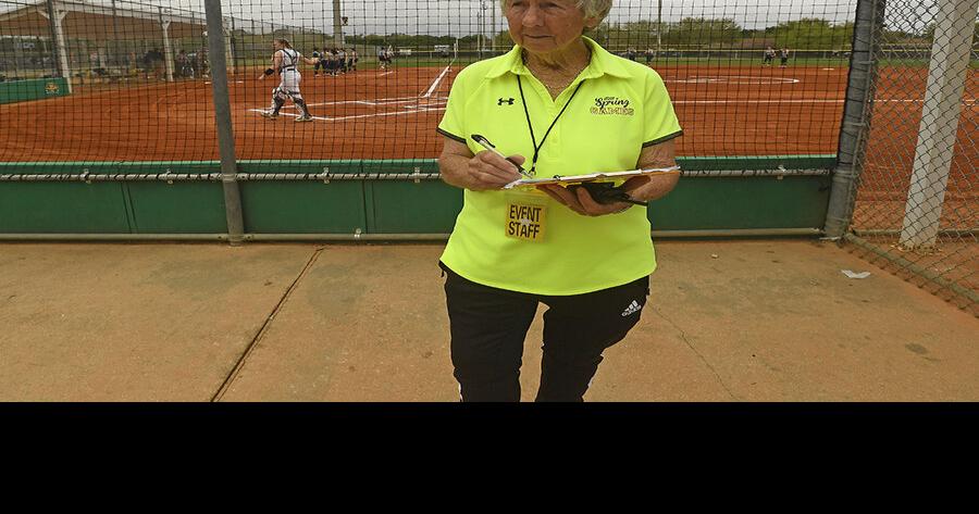 Ladies softball league giving back to community