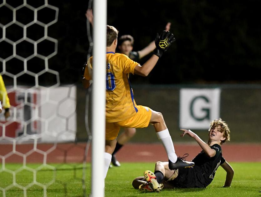 Bovelsky brothers boost Buffalo boots with braces