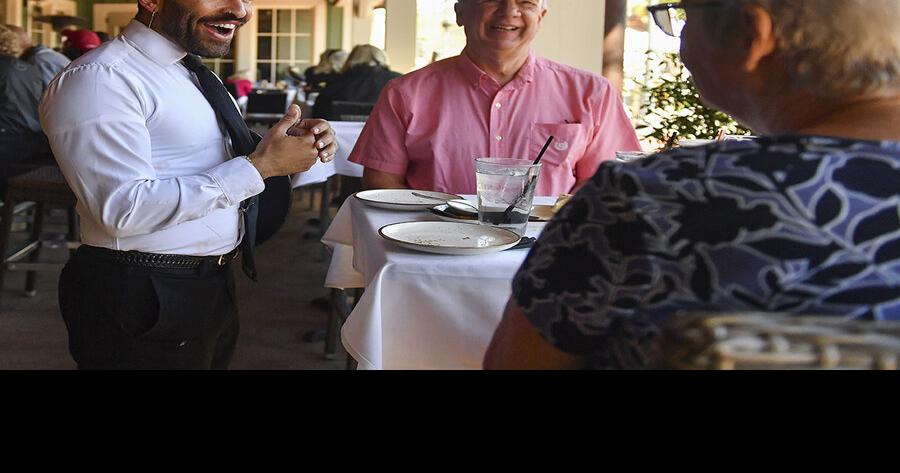 Local restaurants host food drive for Wildwood schools