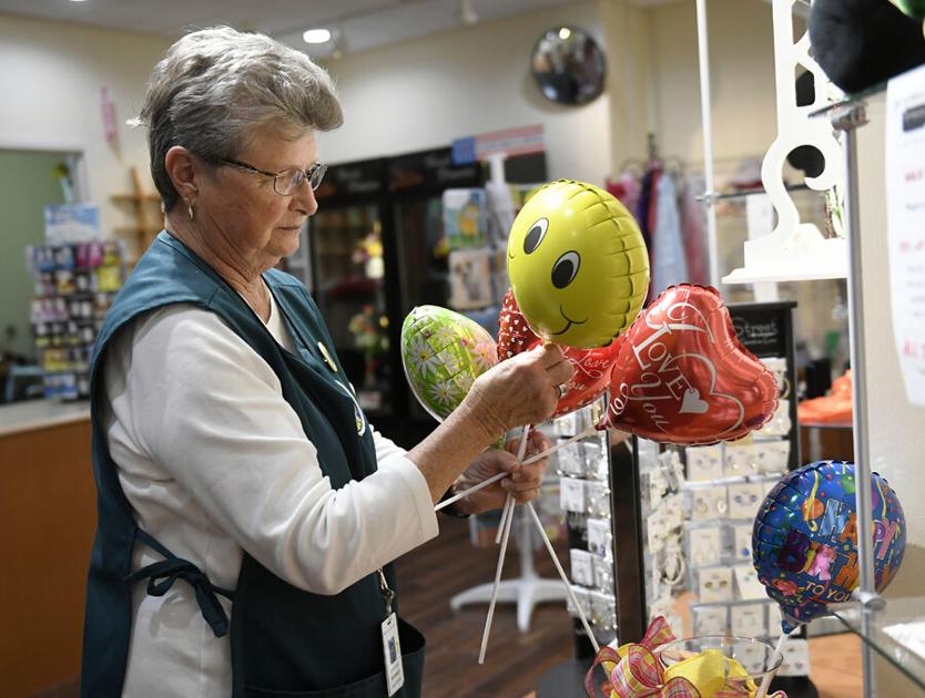 Health care facilities accepting volunteers