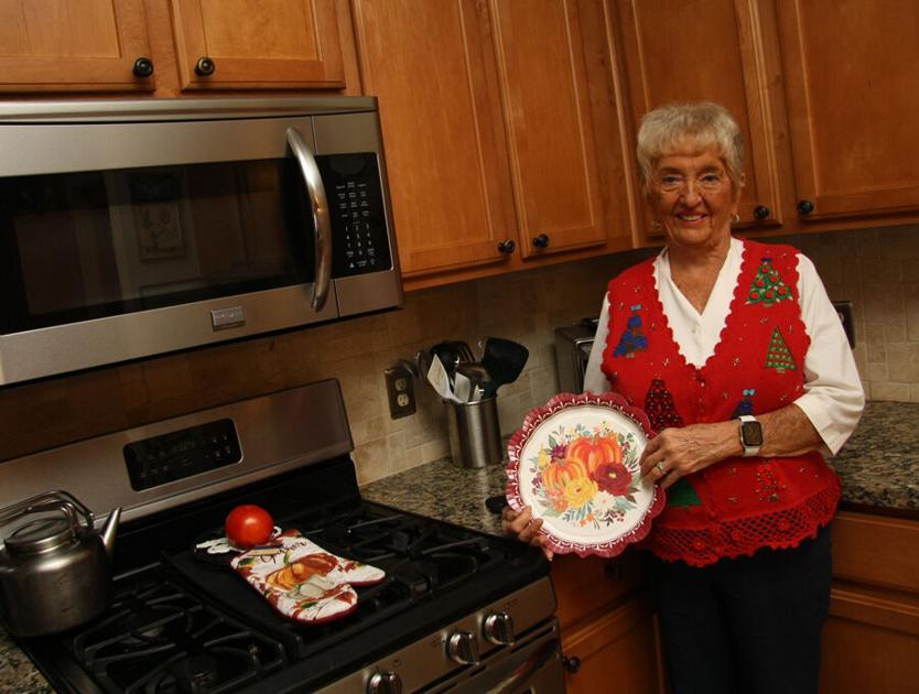 Villages woman cooked, distributed holiday meals