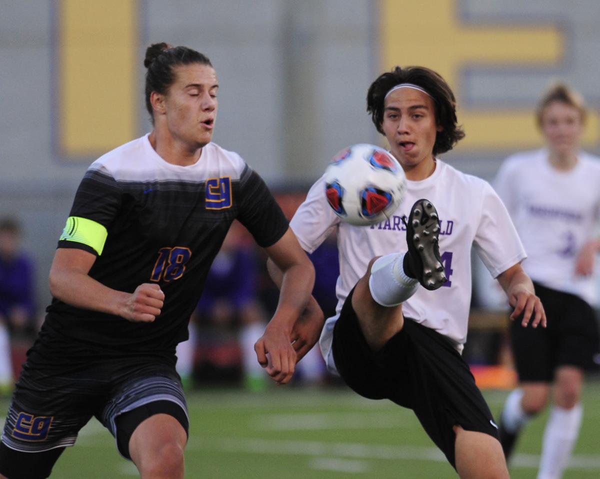 Cottage Grove downs Marshfield, 6-1