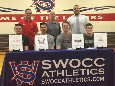 Southwestern Oregon Community College Sends Four Basketball