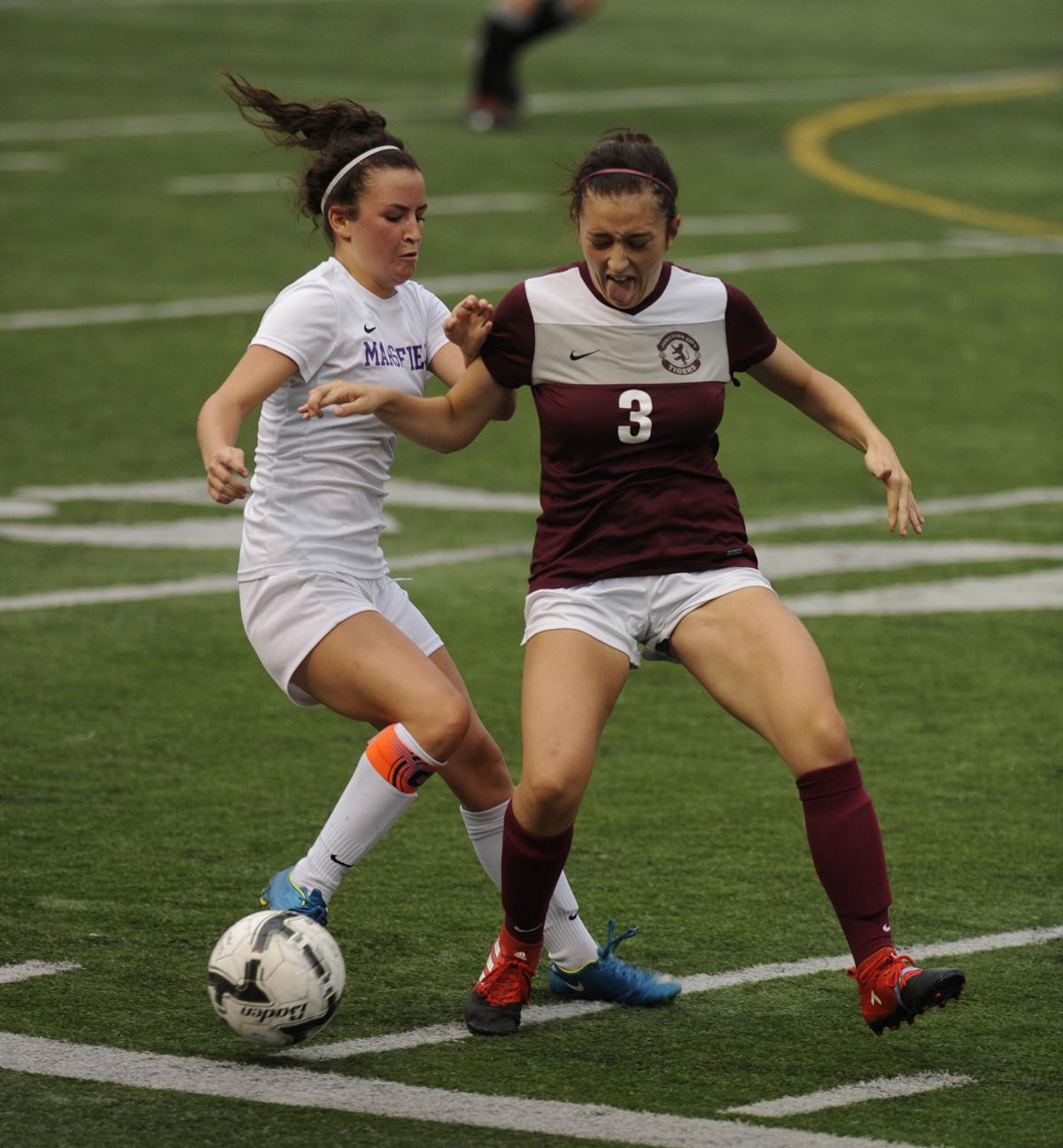 Marshfield loses to Junction City, 7-0