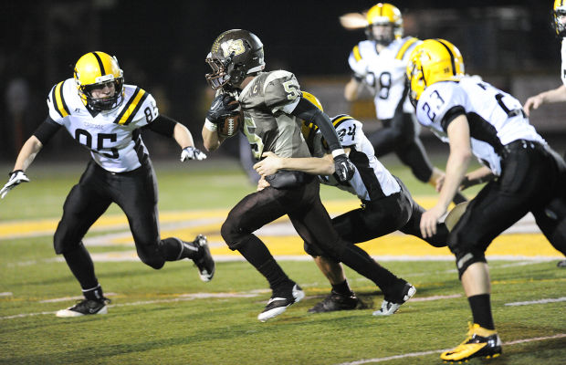 Bulldogs host Cascade football playoff game | Photo Collections