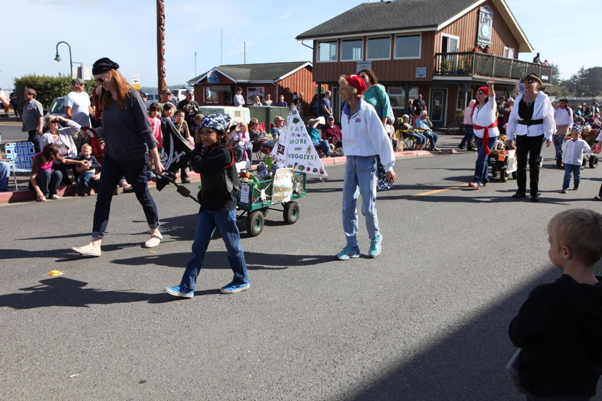 Cranberry Festival Parade winners Entertainment