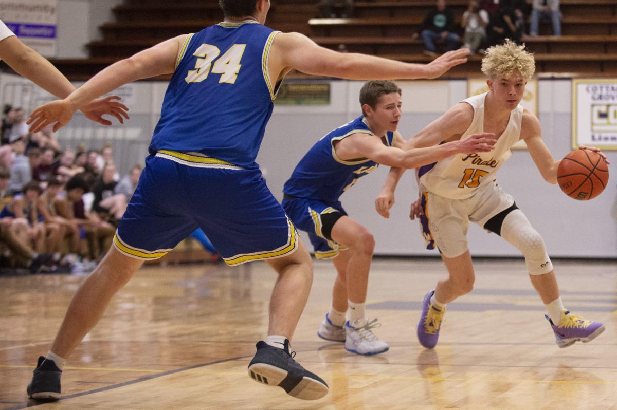 Ainsworth And Davidson Deliver In Marshfield Win Local Sports