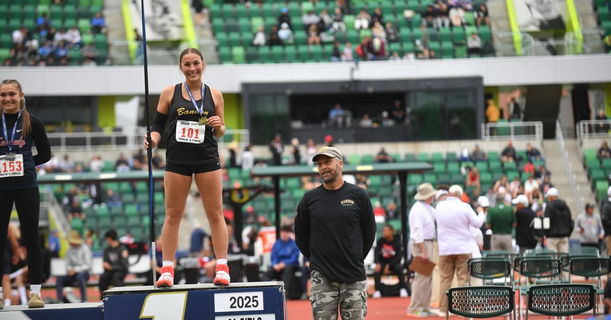 Amber Rodan Bandon girls lead at state track meet | Sports | theworldlink.com