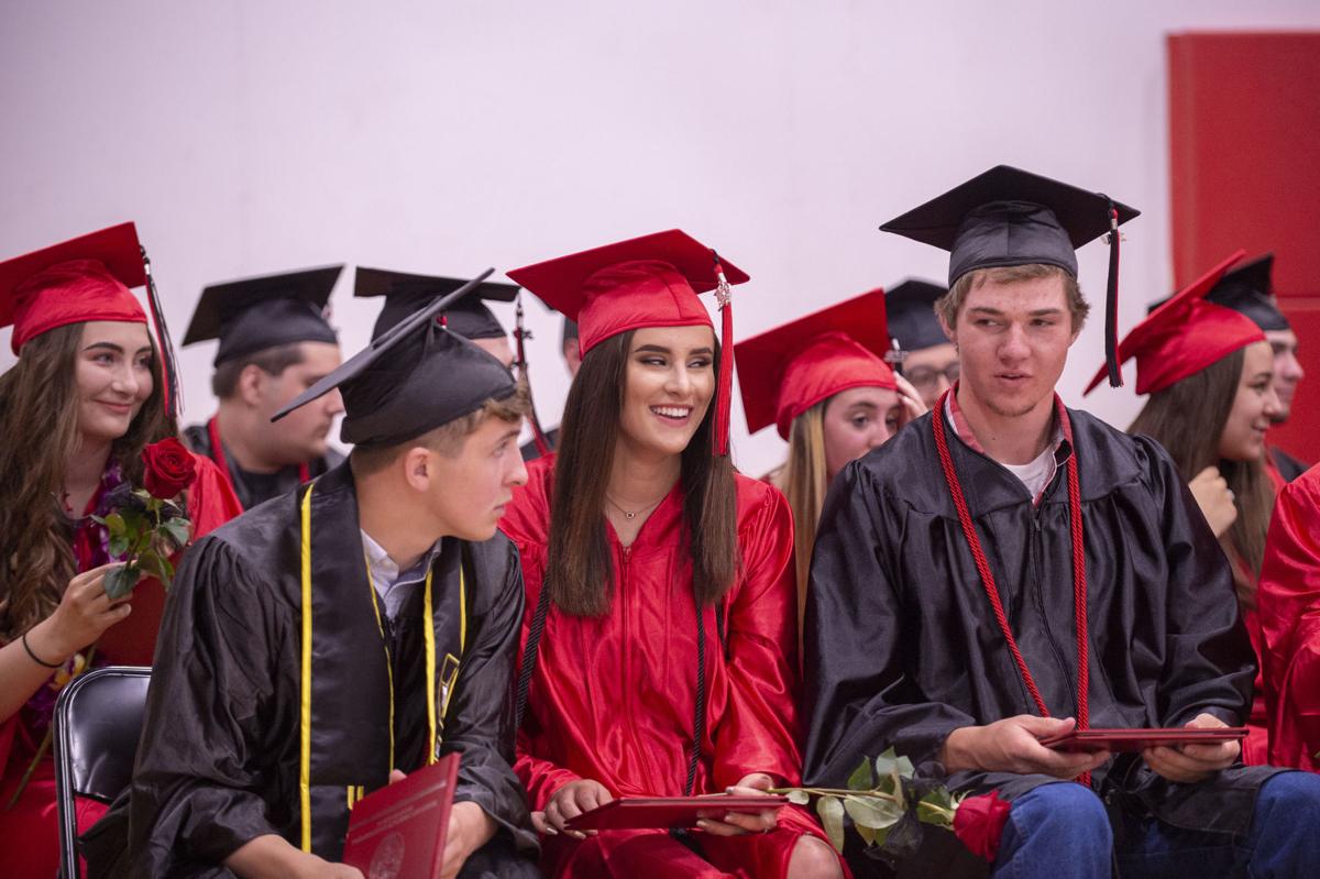 Photos Reedsport sends off senior class of 2019 Photo & Video