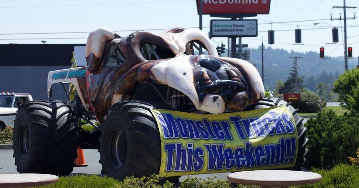 Monster Trucks Make Annual Stop In Coos Bay This Weekend Local Sports Theworldlink Com Monster Trucks Make Annual Stop In Coos Bay This Weekend Local Sports Theworldlink Com