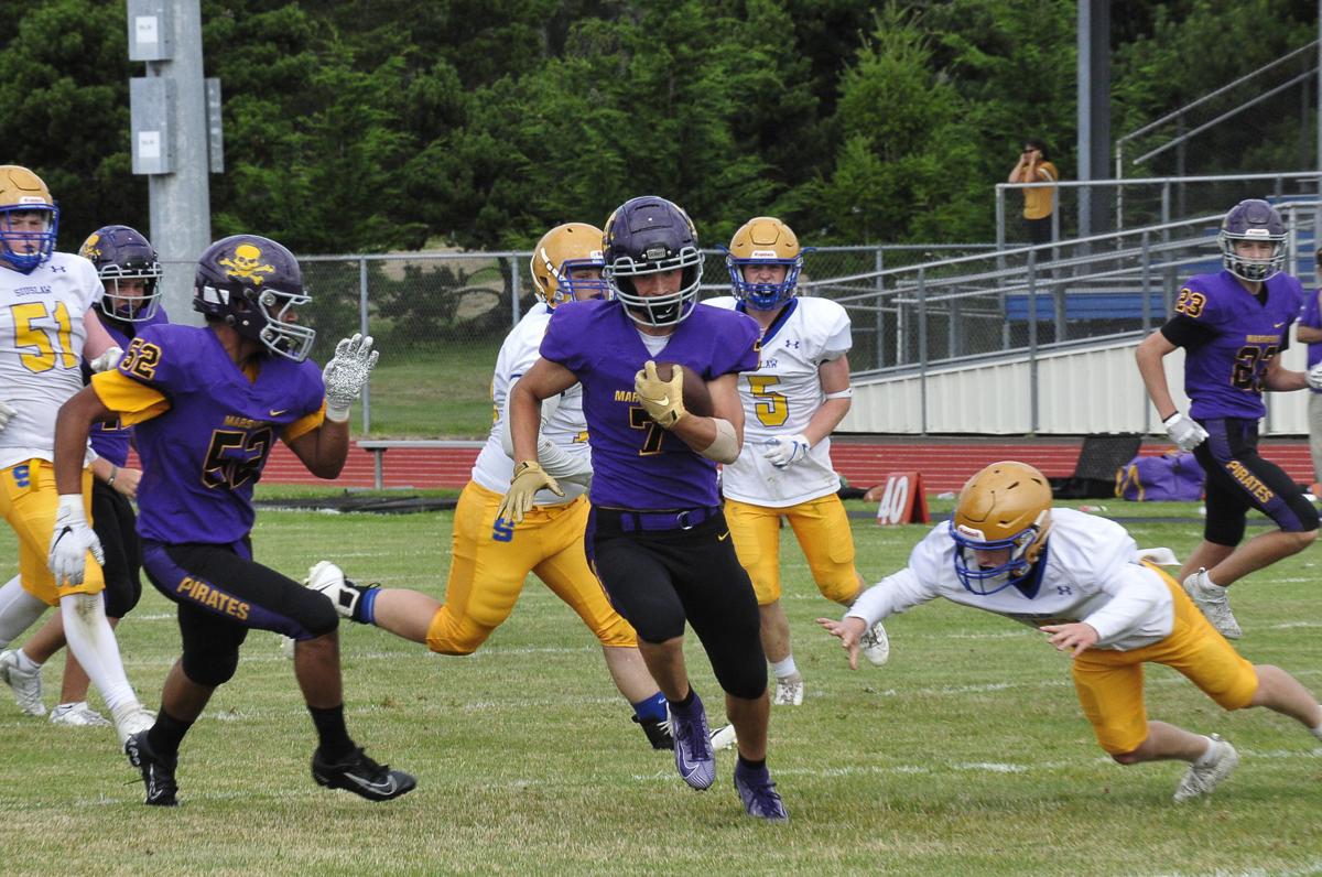 Marshfield and Bandon compete in football jamboree Local Sports