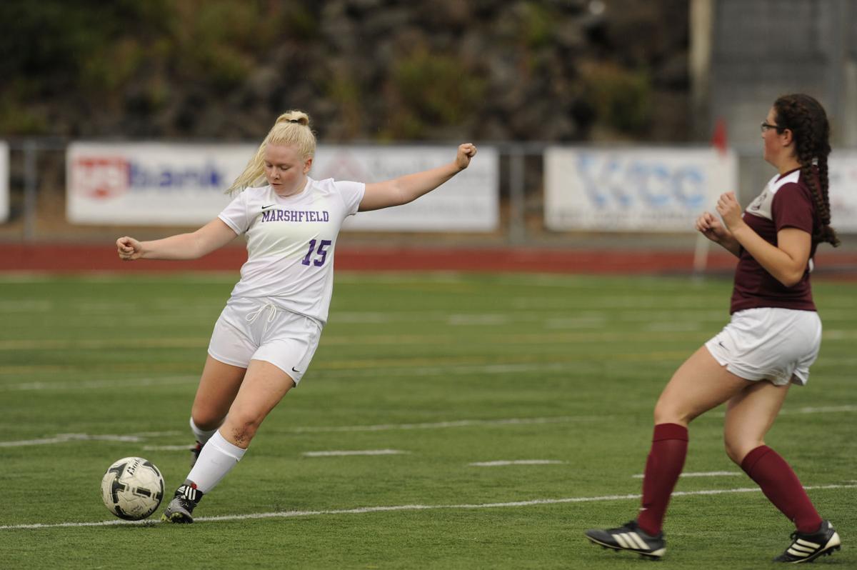 Marshfield loses to Junction City, 7-0