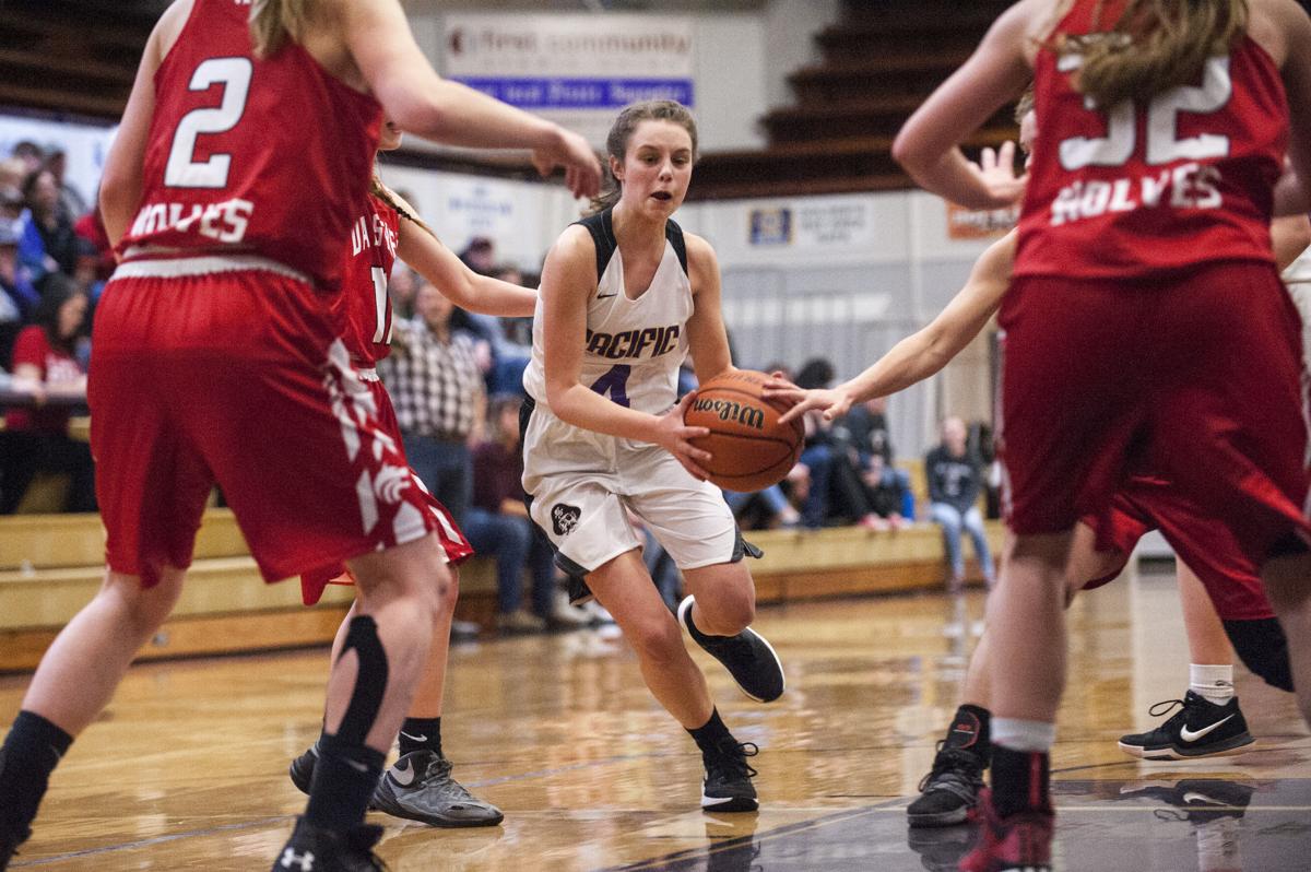 Days Creek Pulls Away From Pacific Local Sports Theworldlink Com