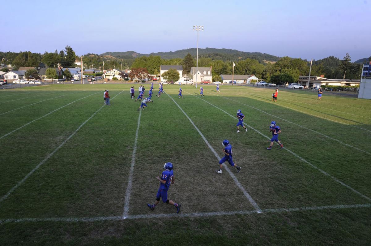 Myrtle Point Football
