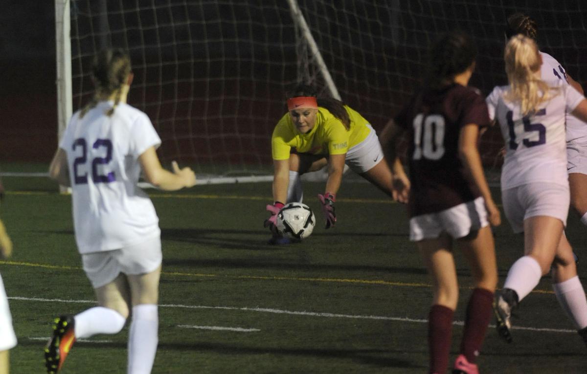 Marshfield loses to Junction City, 7-0