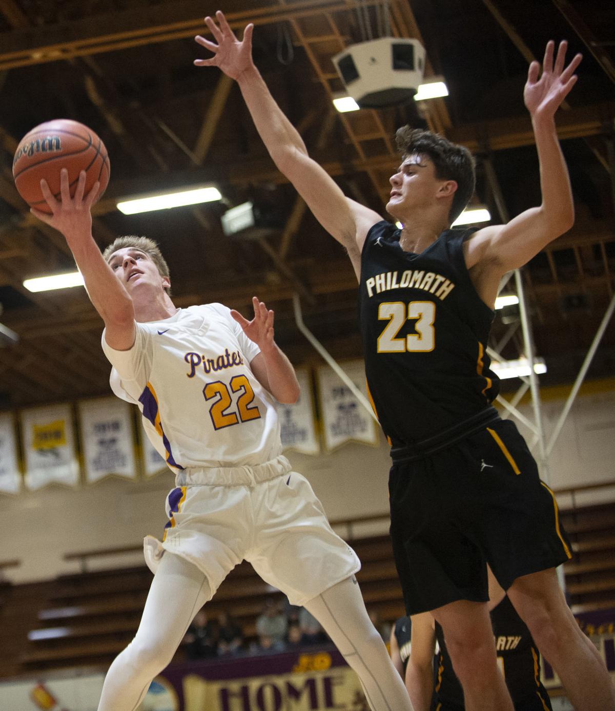 Marshfield Boys Are Plagued By Poor Shooting In Loss To Philomath