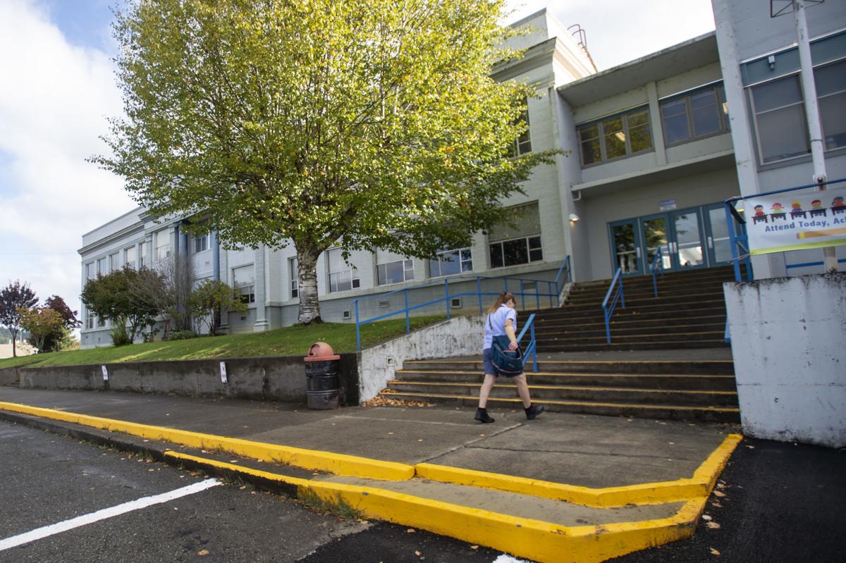 Emergency declared over Myrtle Point High School structural issues