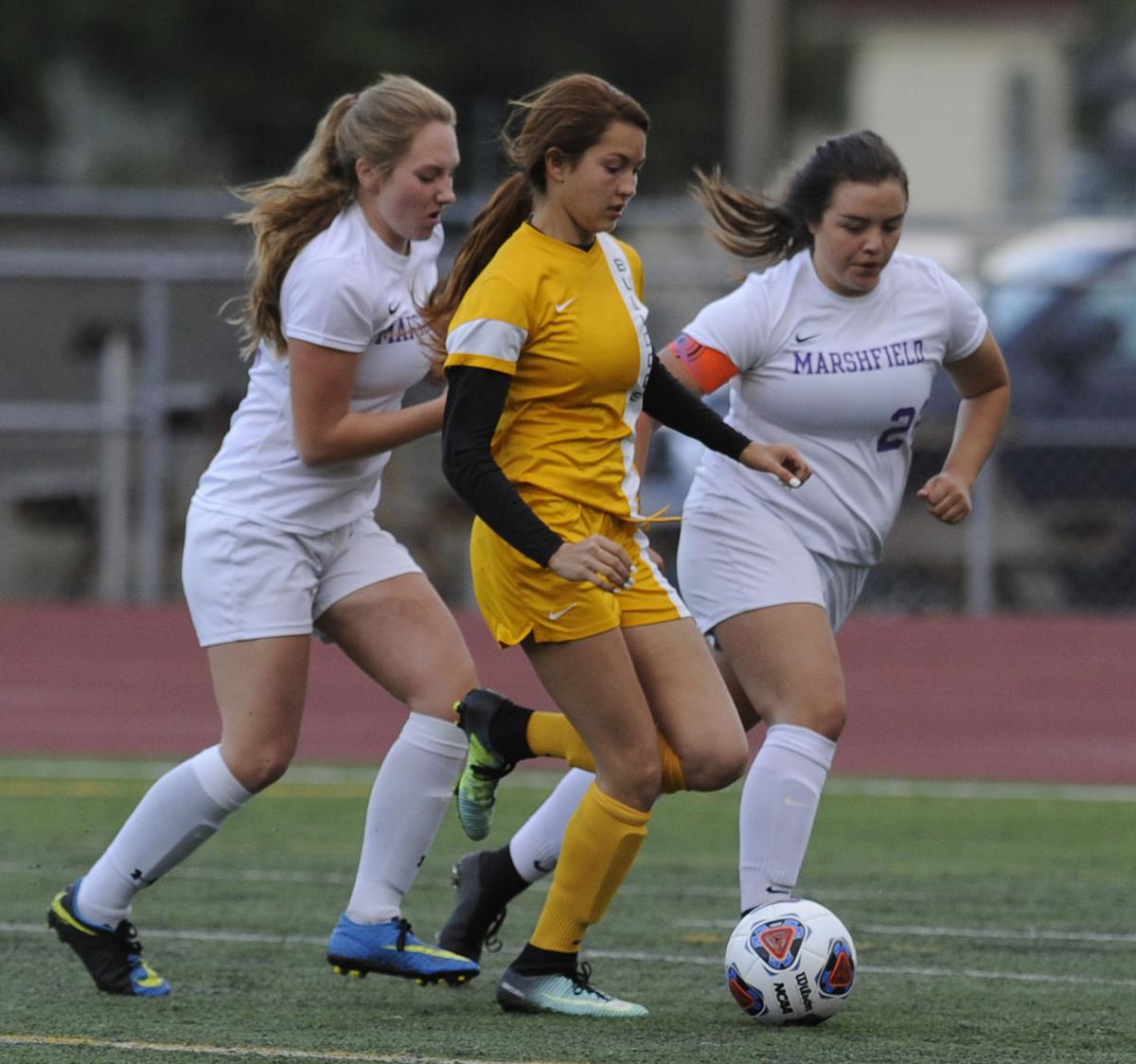 Lady Bulldogs beat Lady Pirates 8-0