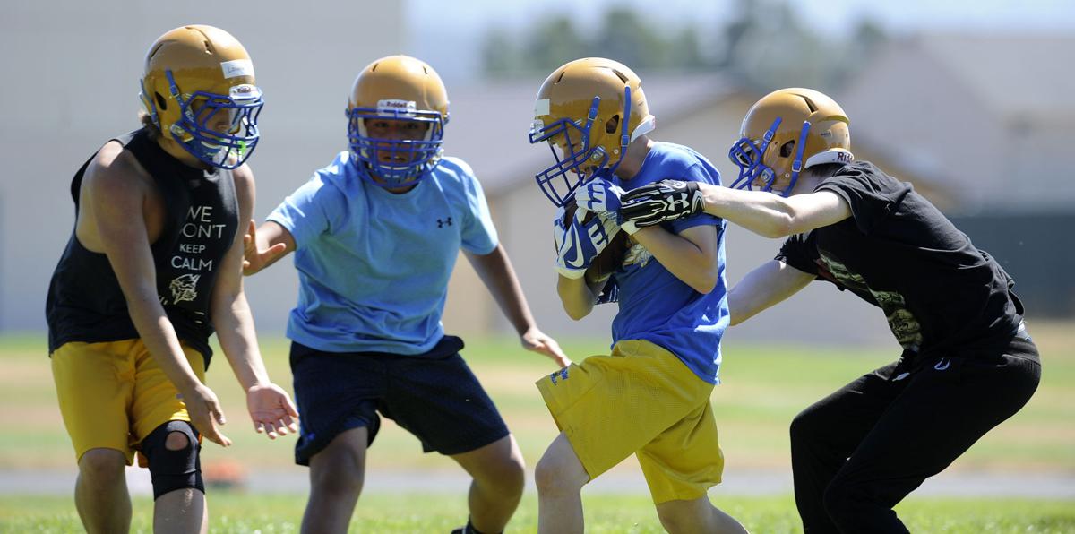 Siuslaw Football