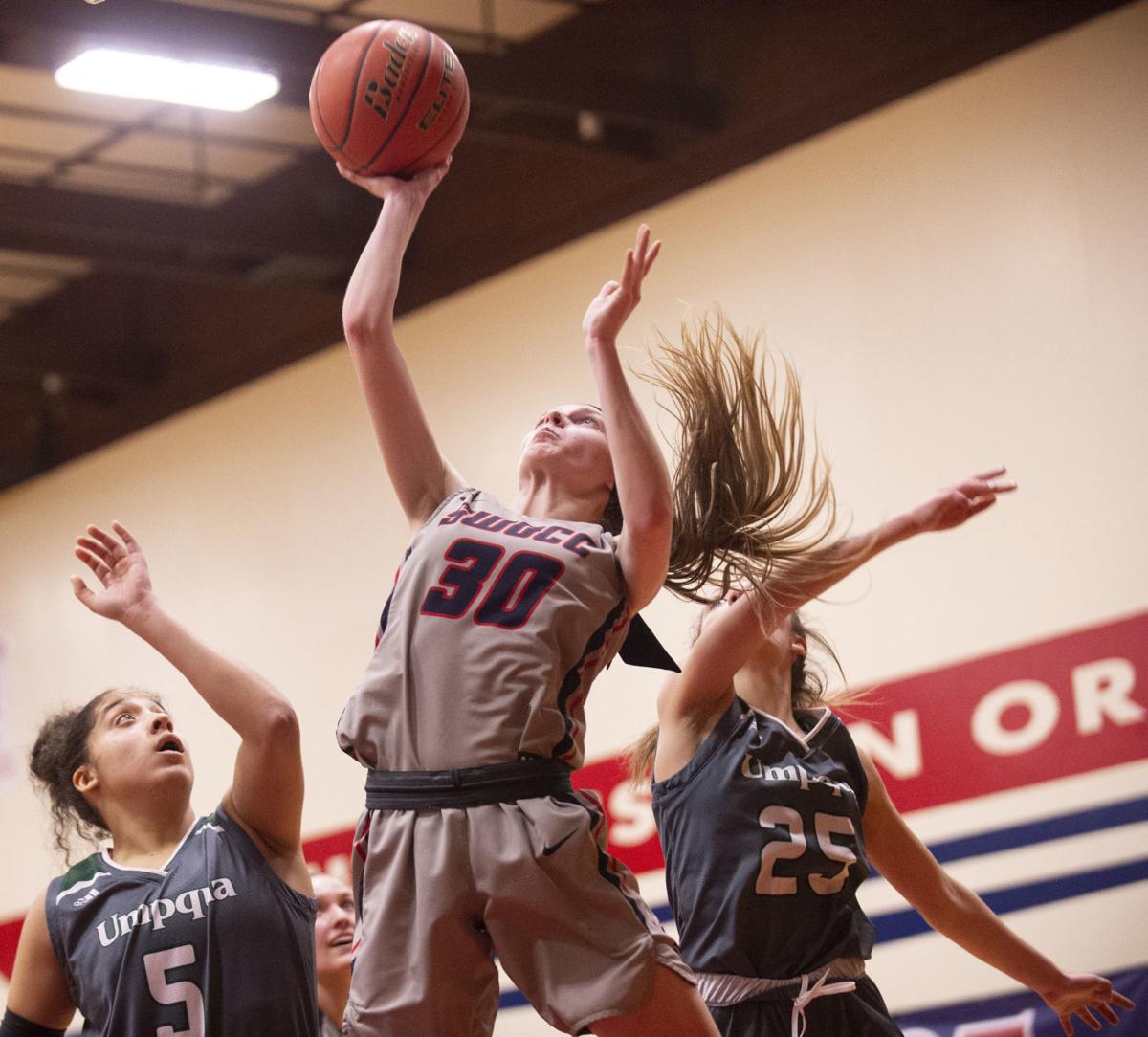 Top Ranked Umpqua Gets Win Over Swocc Local Sports
