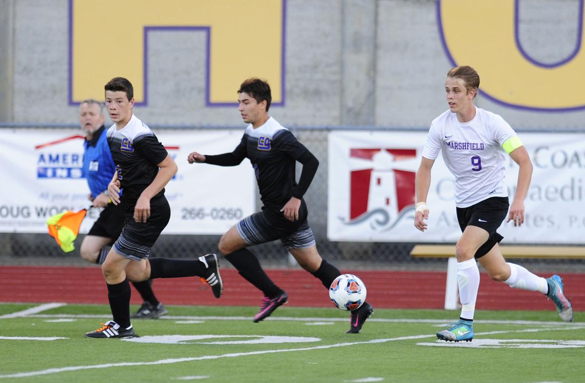 Cottage Grove downs Marshfield, 6-1
