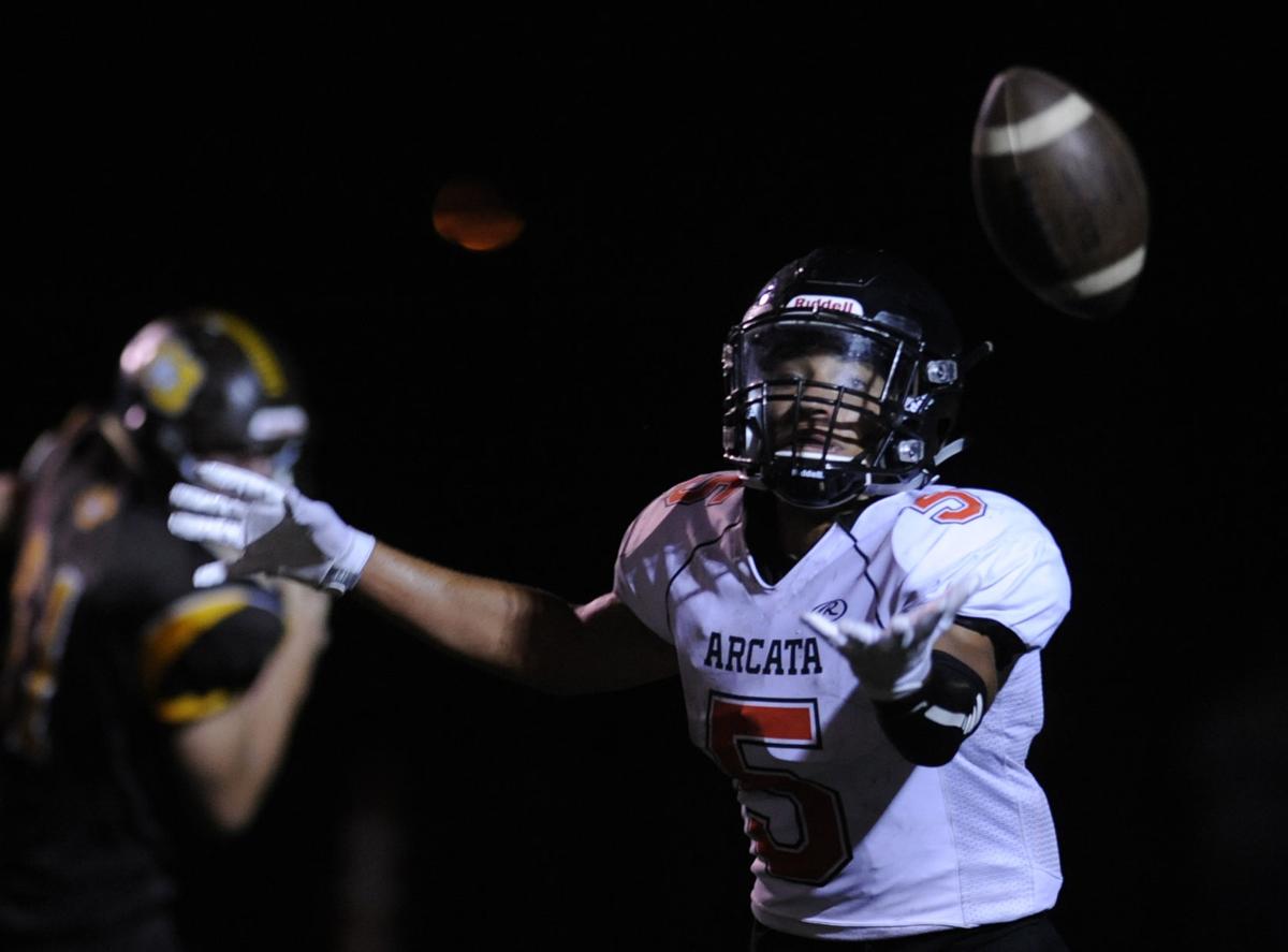 North Bend defeats Arcata, 43-14