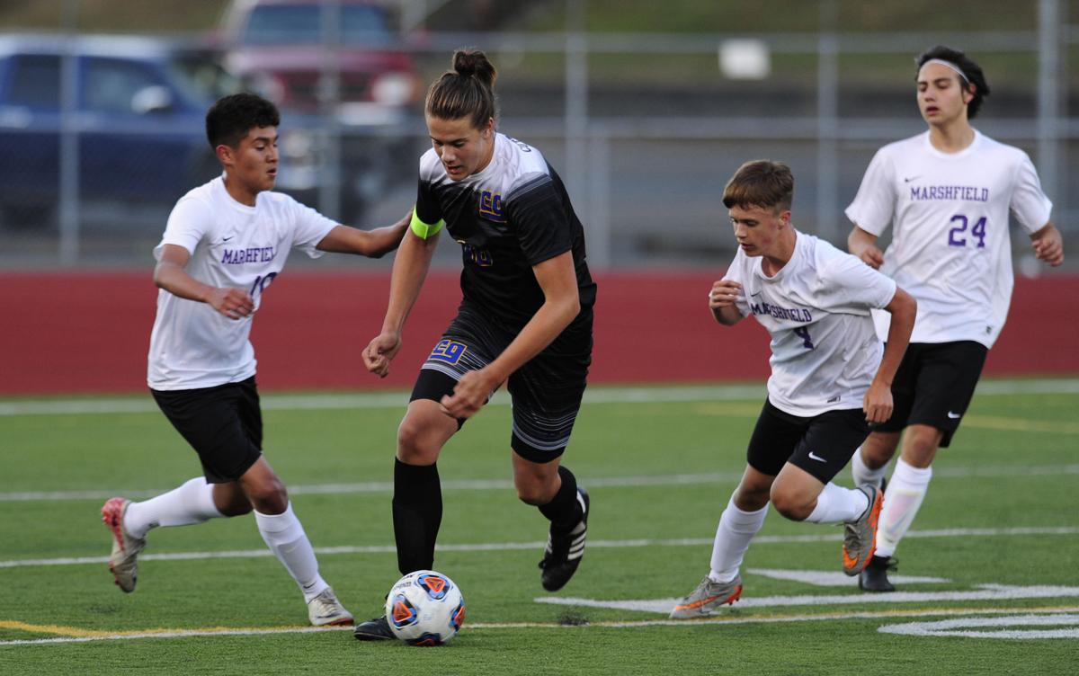 Cottage Grove downs Marshfield, 6-1