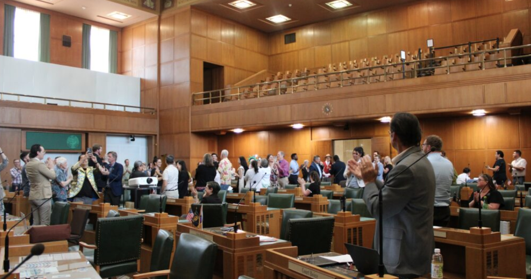 Session Ends: Tumultuous Oregon legislative session ends with historic investments, historic rancor - Vimarsana News