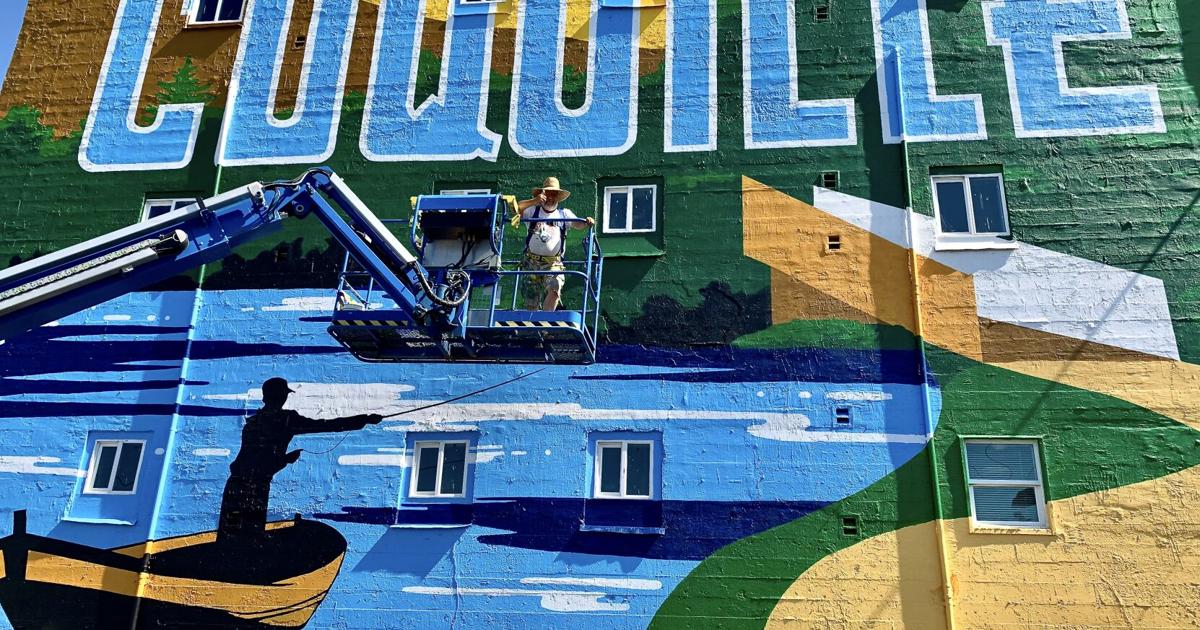New mural brightens Coquille’s Nosler Building Local News