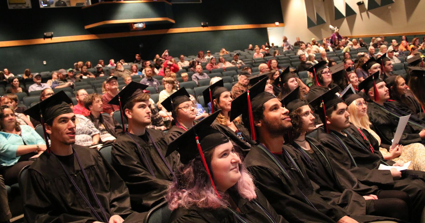 Southwestern Community College celebrates students who completed their GED - Vimarsana News
