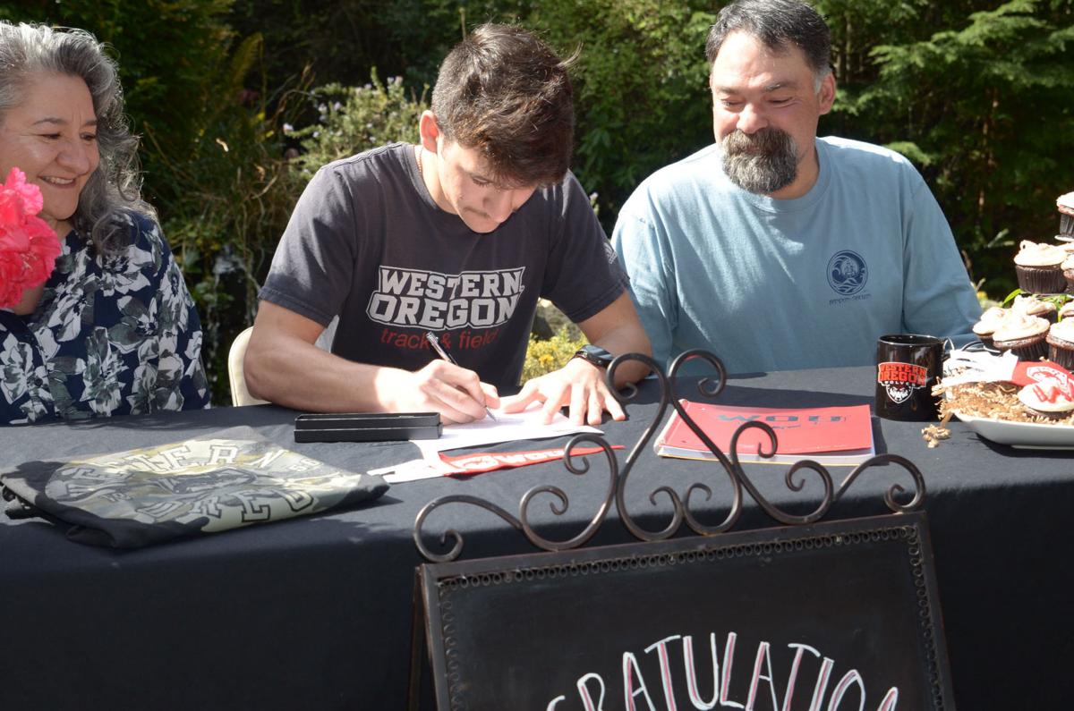 Bandon S Franklin Signs With Western Oregon Sports