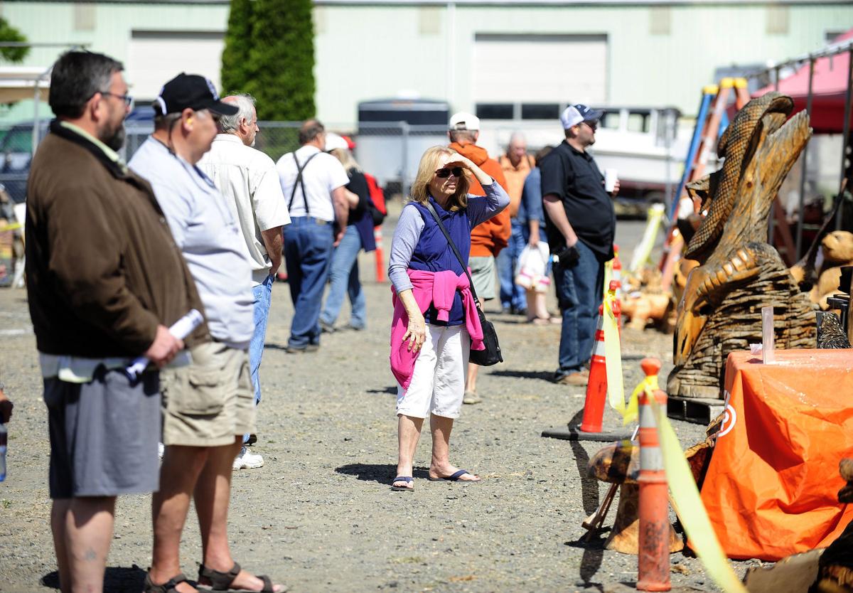 Reedsport Chainsaw Carving Championship — Day One Galleries
