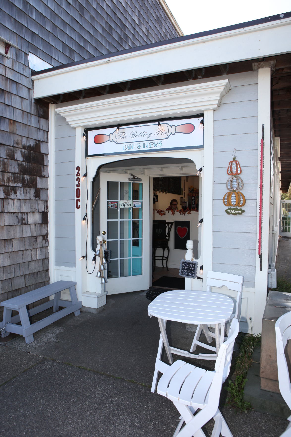 The Rolling Pin Bake & Brew celebrates a year in Old Town Business