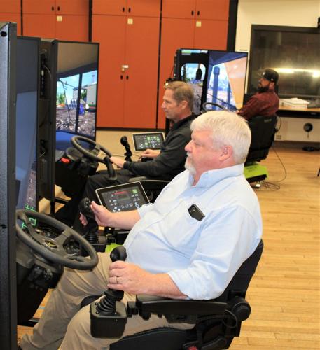 New simulators will provide training for construction jobs, Local News