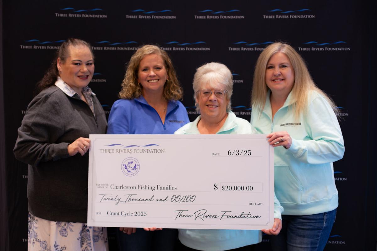 Three Rivers Foundation awards $720,000 in grants to empower Oregon ...