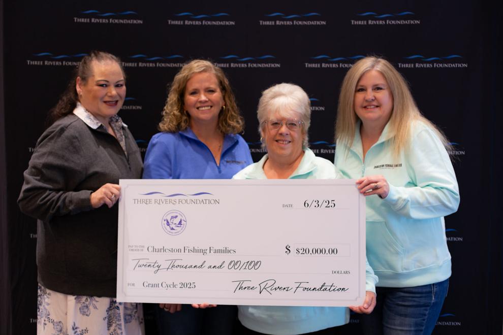 Three Rivers Foundation awards $720,000 in grants to empower Oregon ...