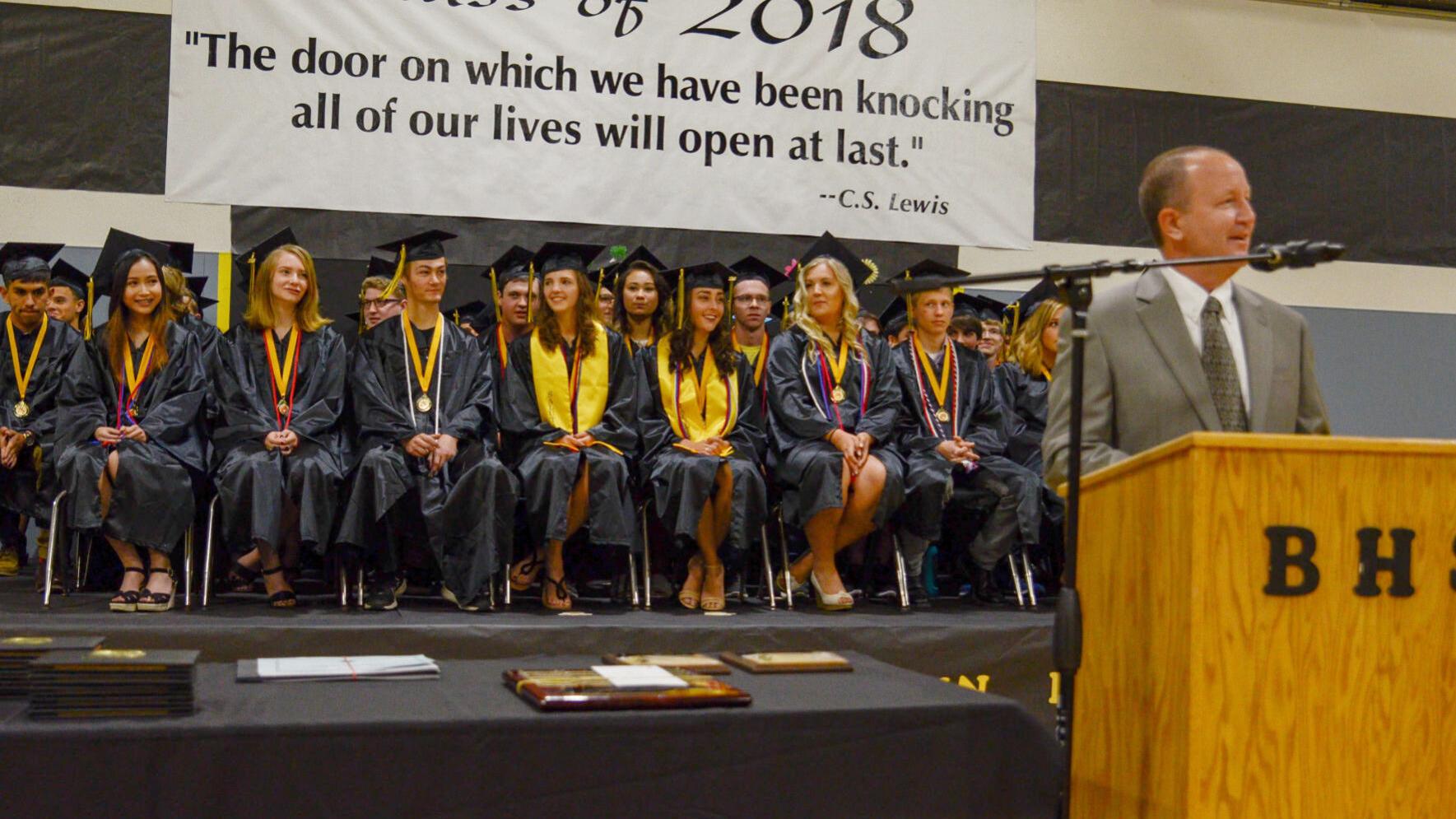 Bandon School District's superintendent announces end-of-year resignation | Bandon News - Vimarsana News