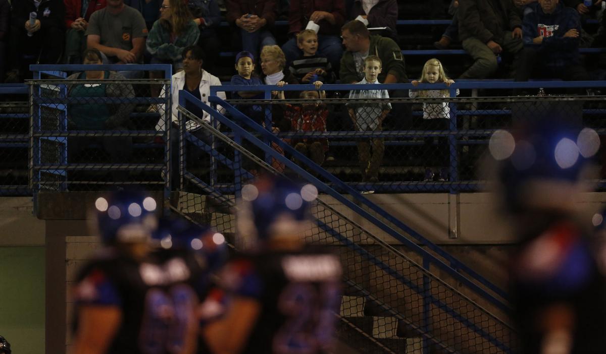 Gold Beach takes down Myrtle Point, 60-16