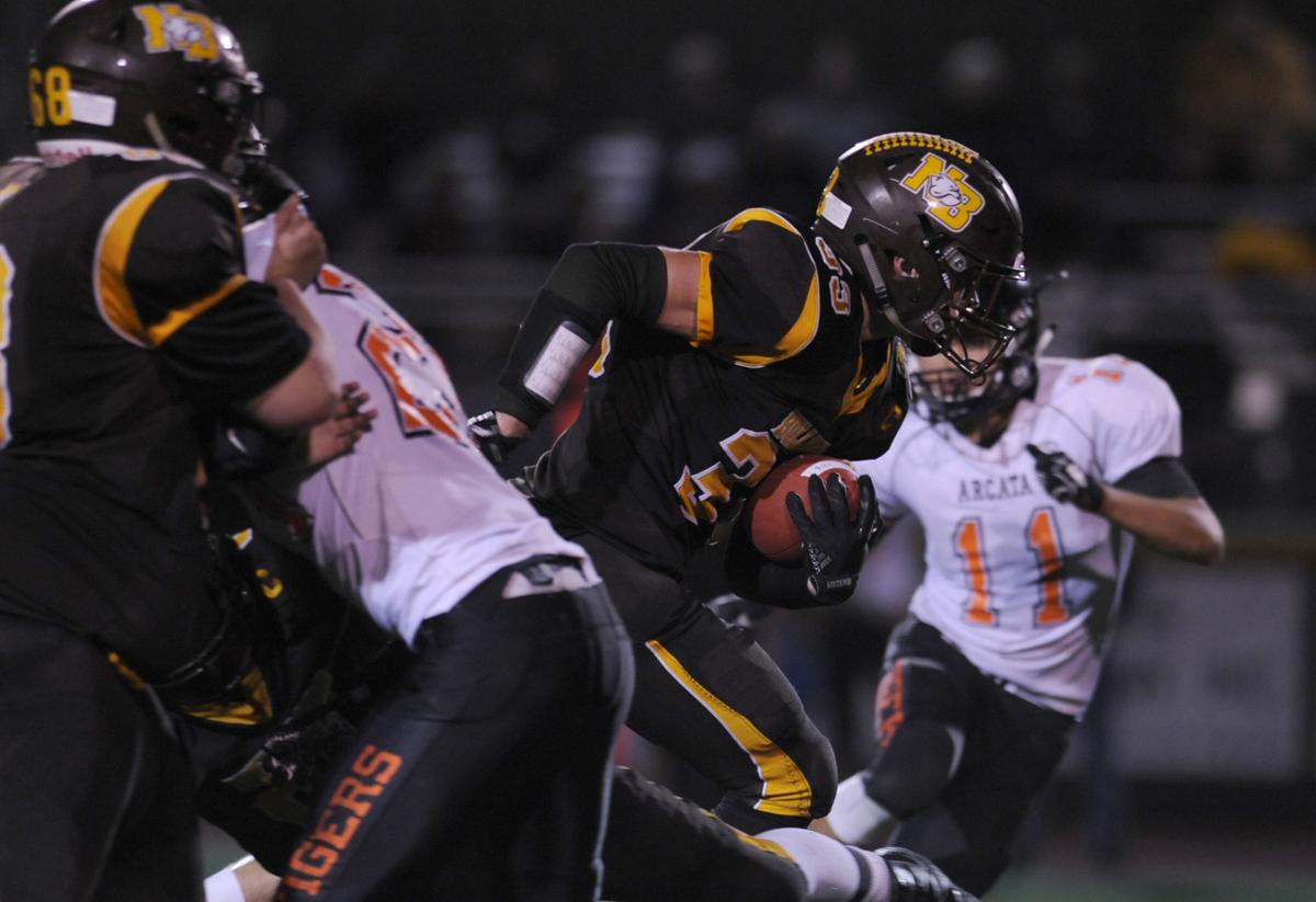 North Bend defeats Arcata, 43-14