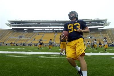 Revamped Stadium Excites Cal Players Sports Theworldlink Com