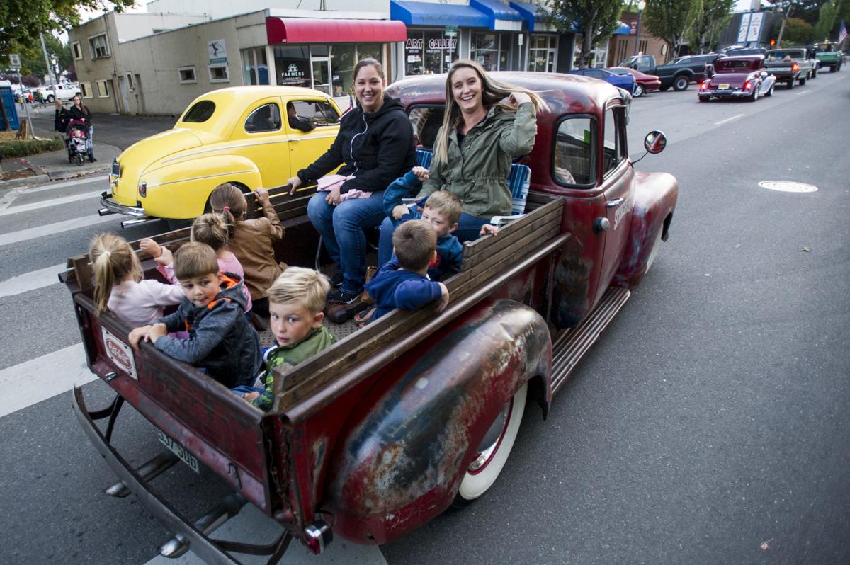 Cruz the Coos takes to the streets of Coos Bay Local News