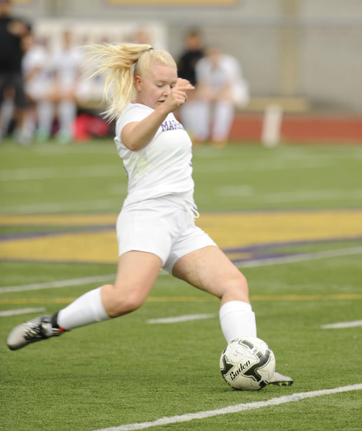 Marshfield loses to Junction City, 7-0