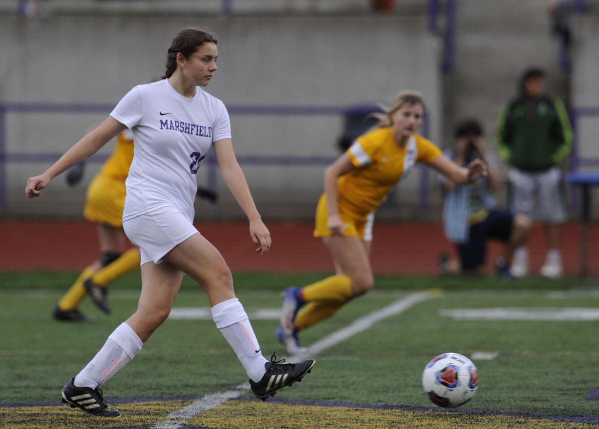 Lady Bulldogs beat Lady Pirates 8-0