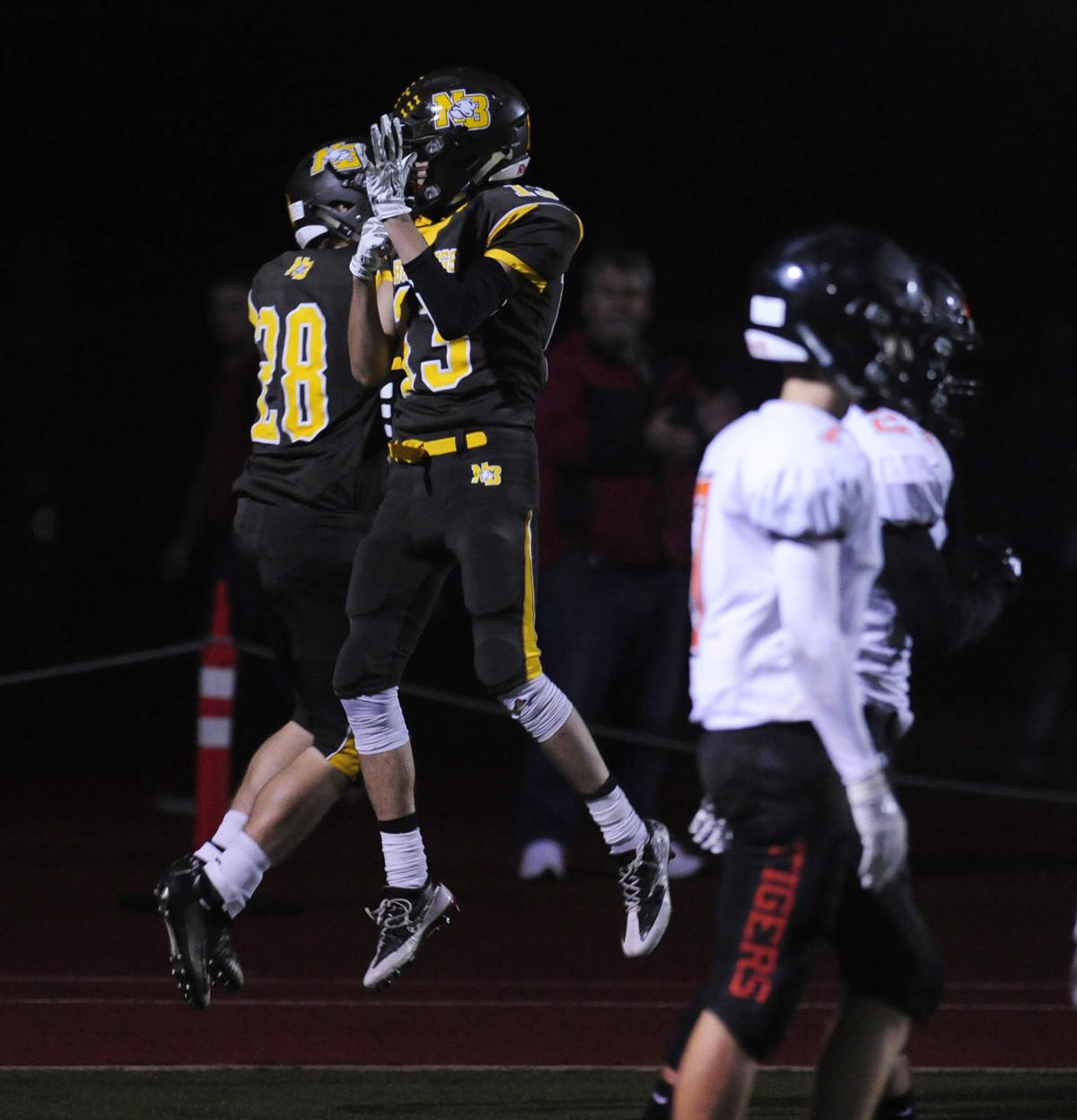 North Bend defeats Arcata, 43-14