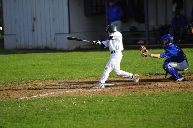 Marshfield Builds Baseball Win Streak 