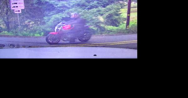CCSO: Motorcycle eludes and Deputy invoved in crash - Vimarsana News