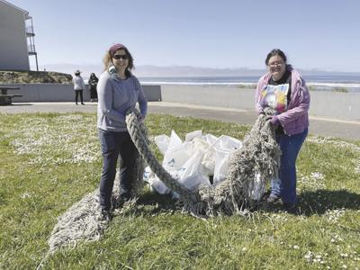 Volunteers clean up Oregon before Earth Day | Local News ...
