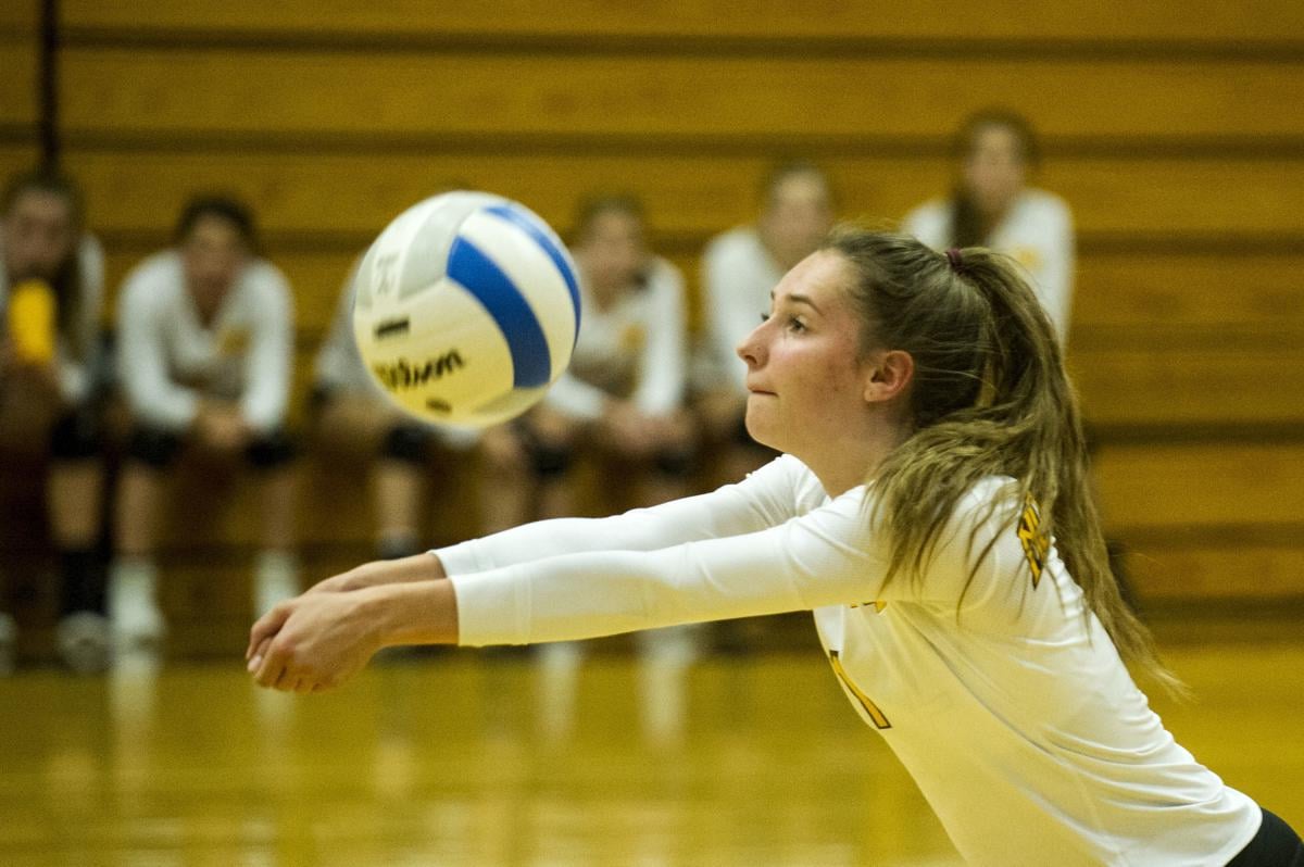 Springfield sweeps North Bend in volleyball Local Sports