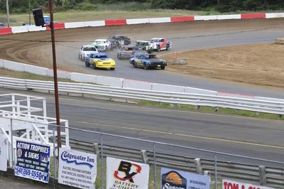 Racers Again Flock To Coos Bay Speedway Local Sports Theworldlink Com