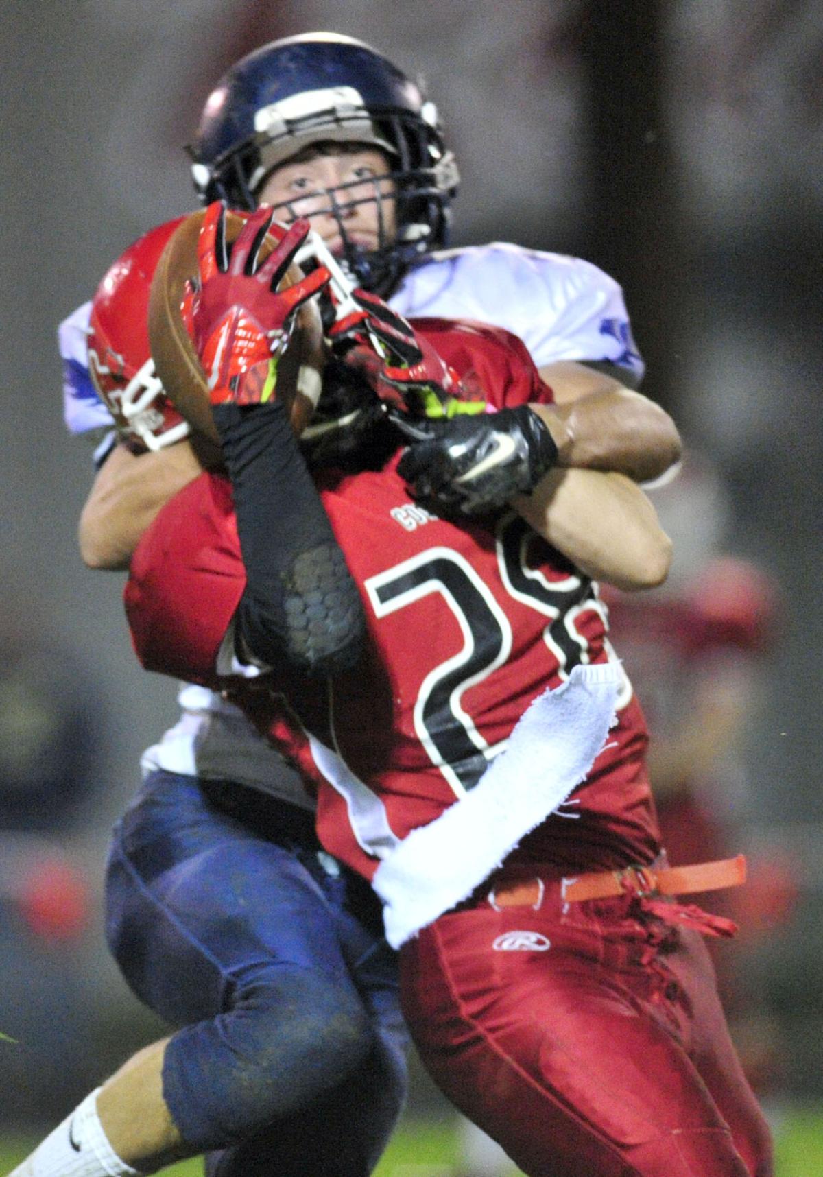 LaPine at Coquille Football Galleries